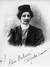 Zofija Borštnik - Zvonarjeva  - Fotoportret. Ob odhodu iz Sofije, l. 1908.
Fotografija je last: SLOGI (SGM)
Neg.: S. LI, 17; sig. 1076