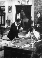 Brišem i sudim ... - Režija: Arnošt Grund, snemalec: Josip Hala.
Produkcija: Jugoslavija film, Zagreb, 1919.
Fotografija je last: Dragutin Mačuka, Zagreb.
Neg.: S.XXXIV, 42. Sig. 125