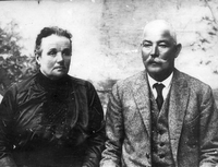 Starša Ivana Levarja - Mati Marija (roj. Logar) in oče Matija
Fotografija je last: SLOGI (SGM)
i 4329
Neg.: S.II, 45, sig. 407